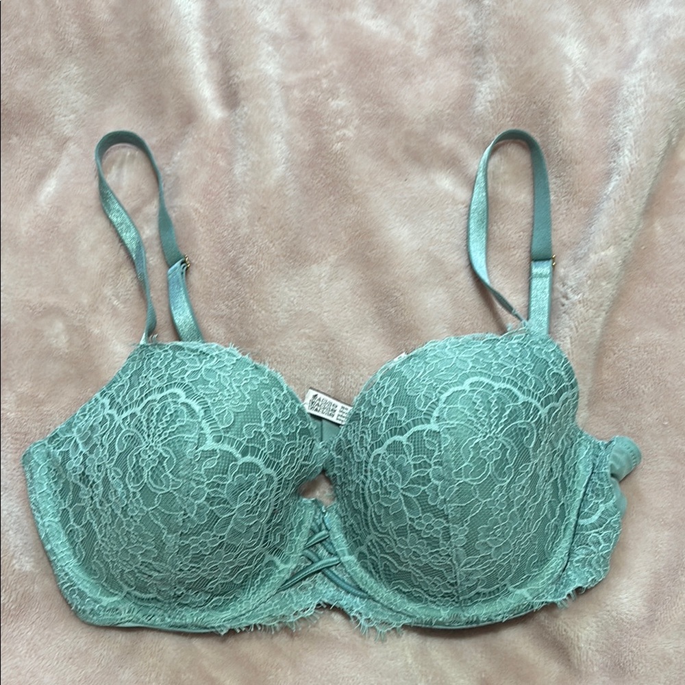 VS Dream Angels lined Demi  Mint Green Lace Push-Up Bra with Underwire